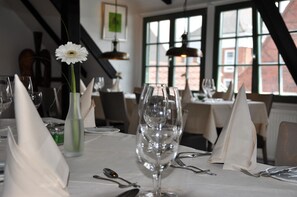 Restaurant - Hotel Restaurant Witthus (Krummhoern)