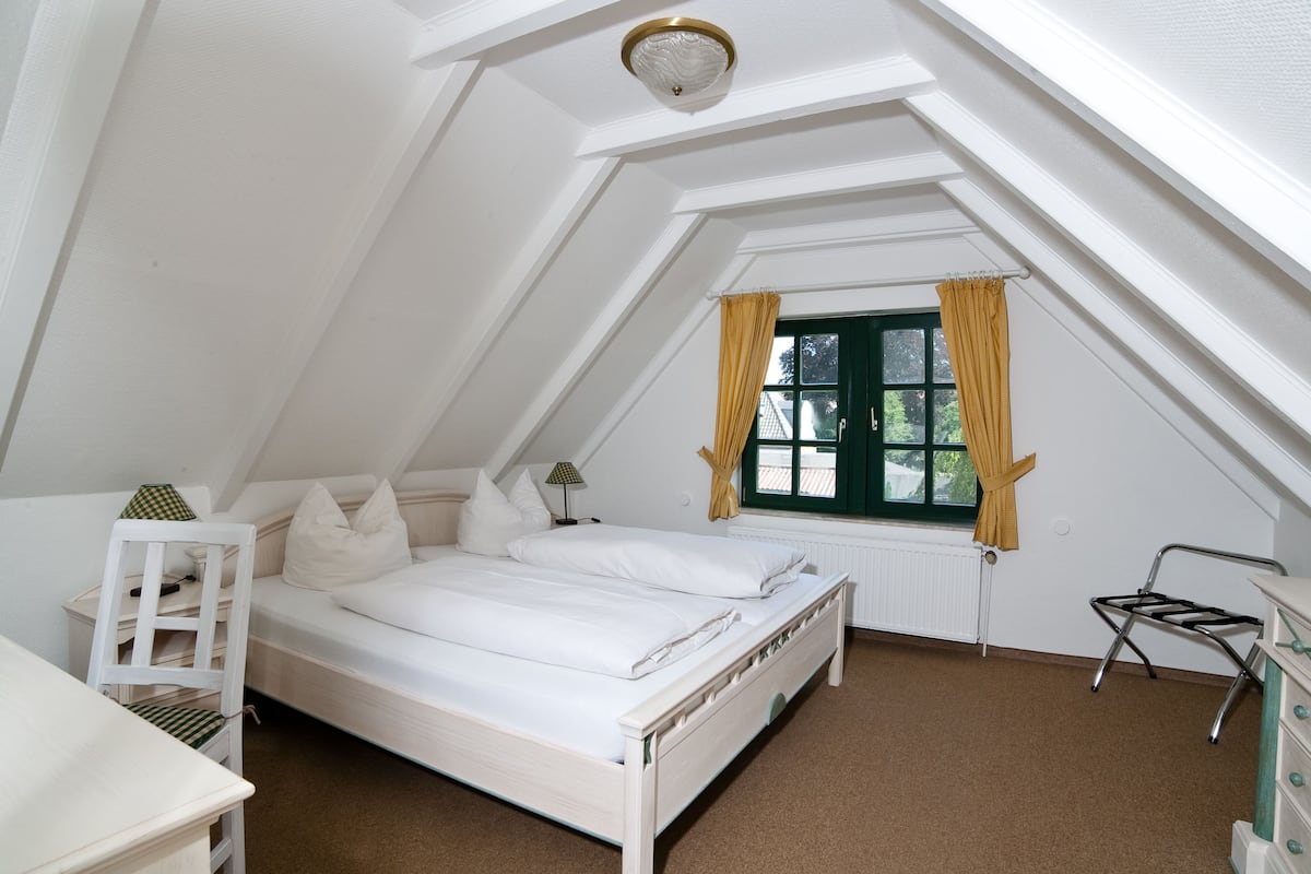 suite | 1 bedroom, minibar, in-room safe, desk