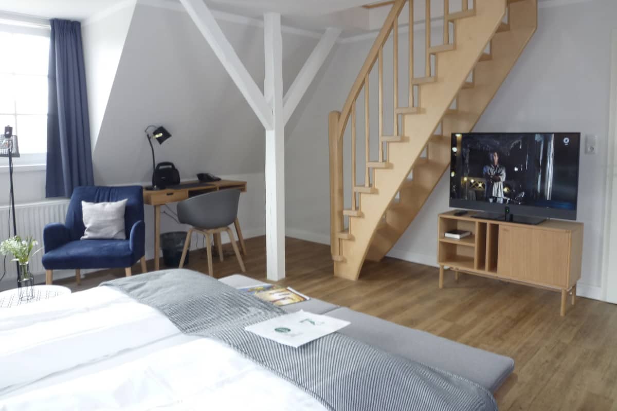 1 habitación, minibar, caja de seguridad en la habitación y escritorio