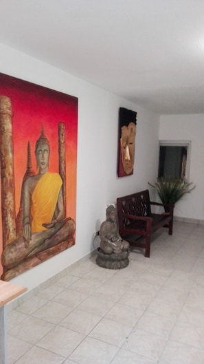 Kuumakivihierontaa, thai-hierontaa, hierontapalveluita