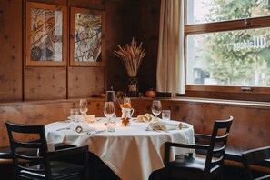 Dinner served, local cuisine - Boutique Hotel Waldegg (Horw)
