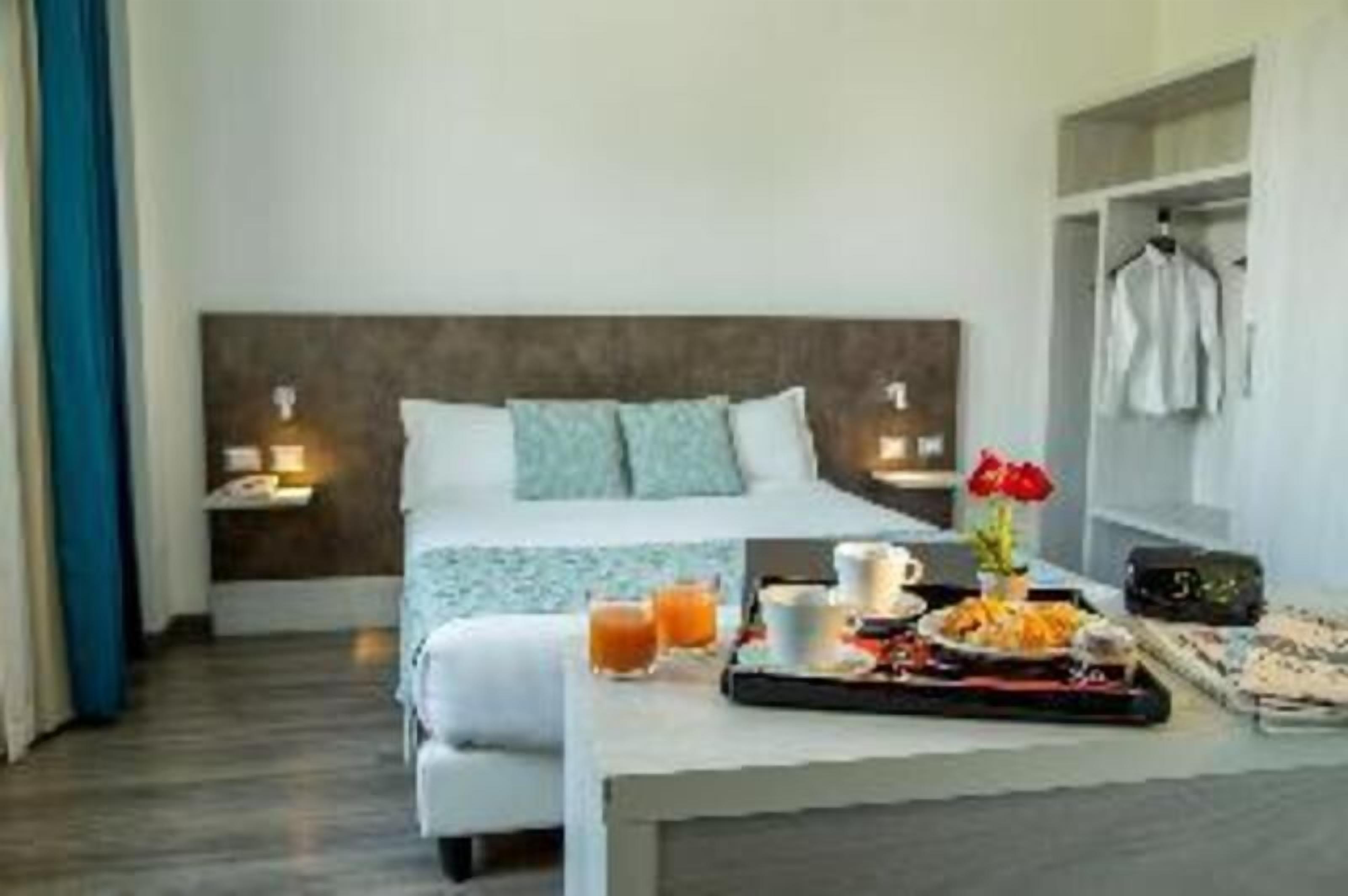 Couette en duvet d'oie, minibar, coffres-forts dans les chambres, bureau
