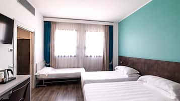 Classic Triple Room | 1 bedroom, down comforters, minibar, in-room safe