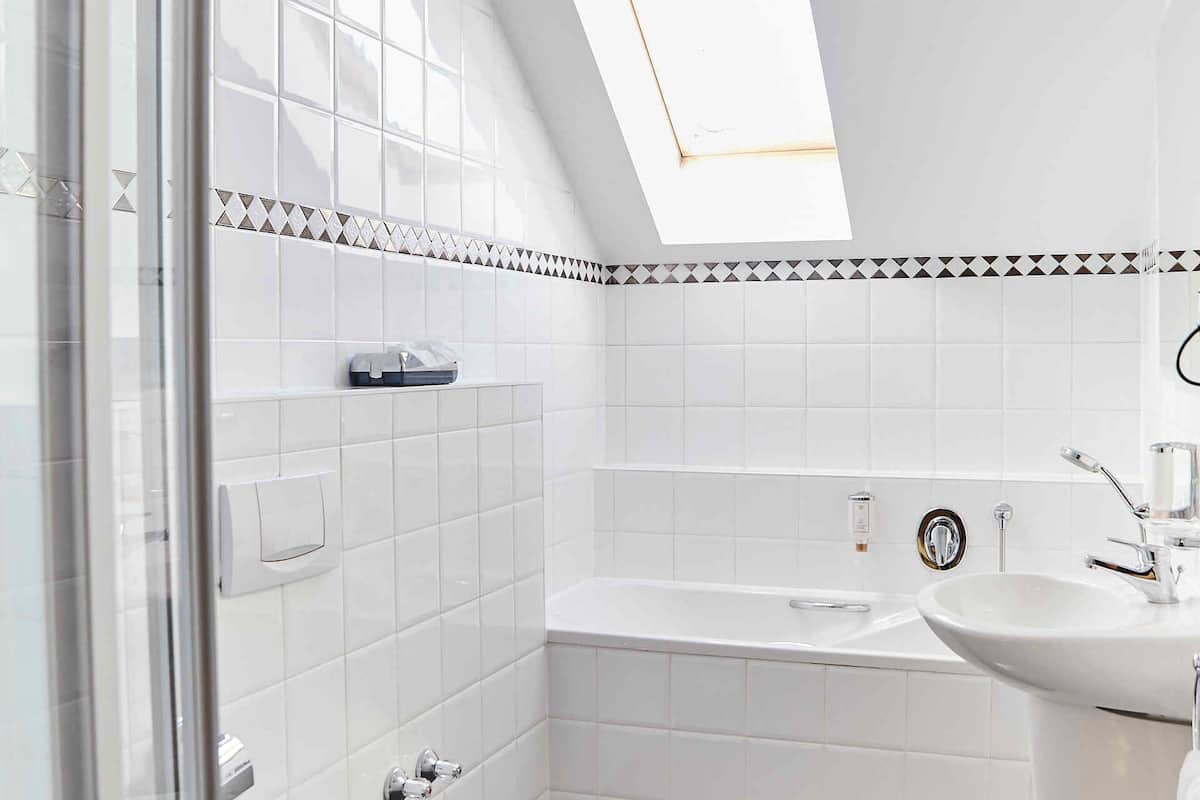 junior suite, 1 bedroom, non smoking, air conditioning | in-room safe, desk, blackout curtains, soundproofing