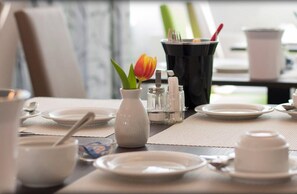 Dagelijks ontbijtbuffet (toeslag)