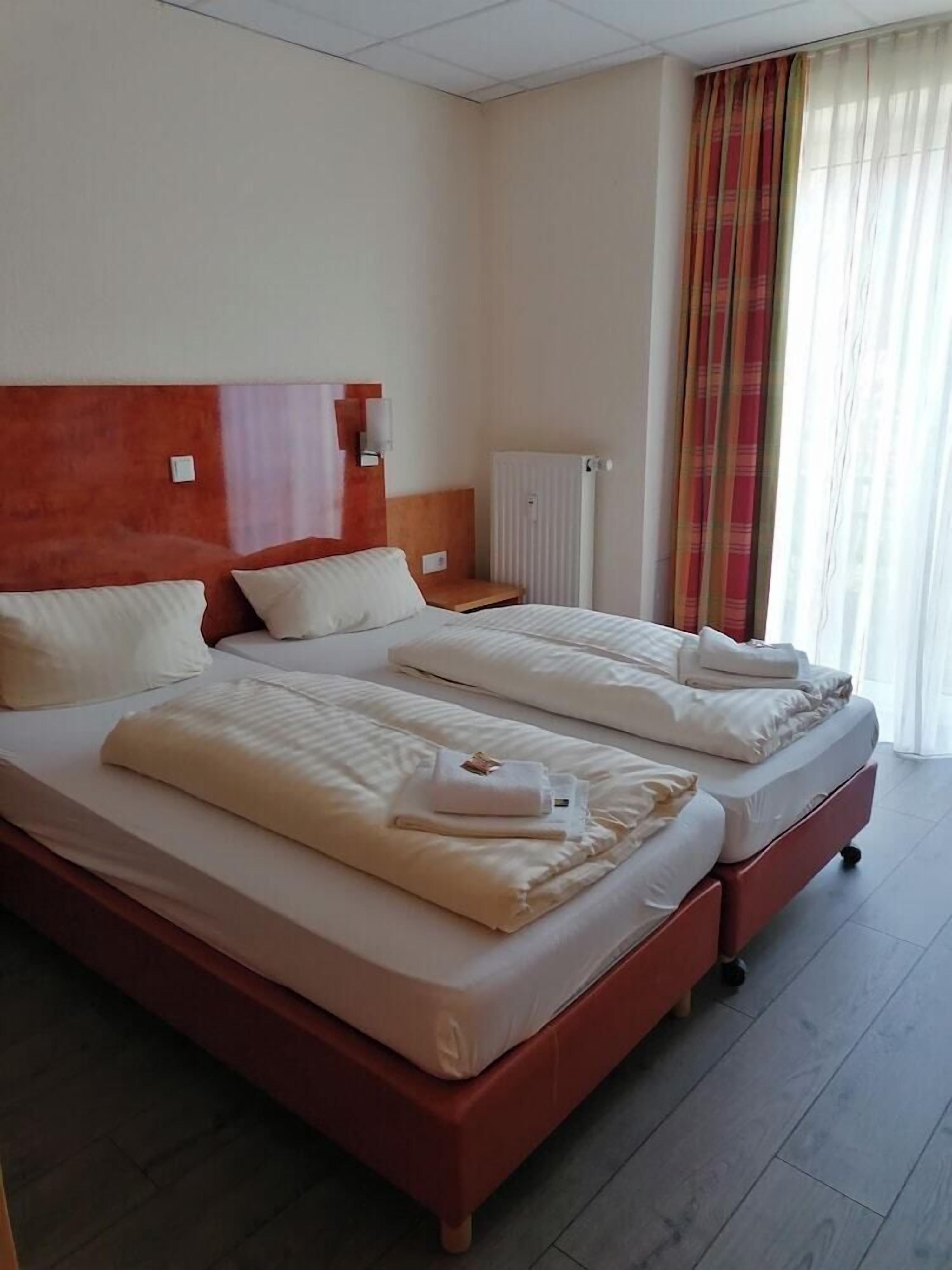 Insonorización, wifi gratis y ropa de cama 