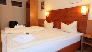 Double Room | Soundproofing, free WiFi, bed sheets