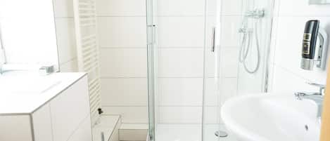 Double Room | Bathroom | Hair dryer, towels