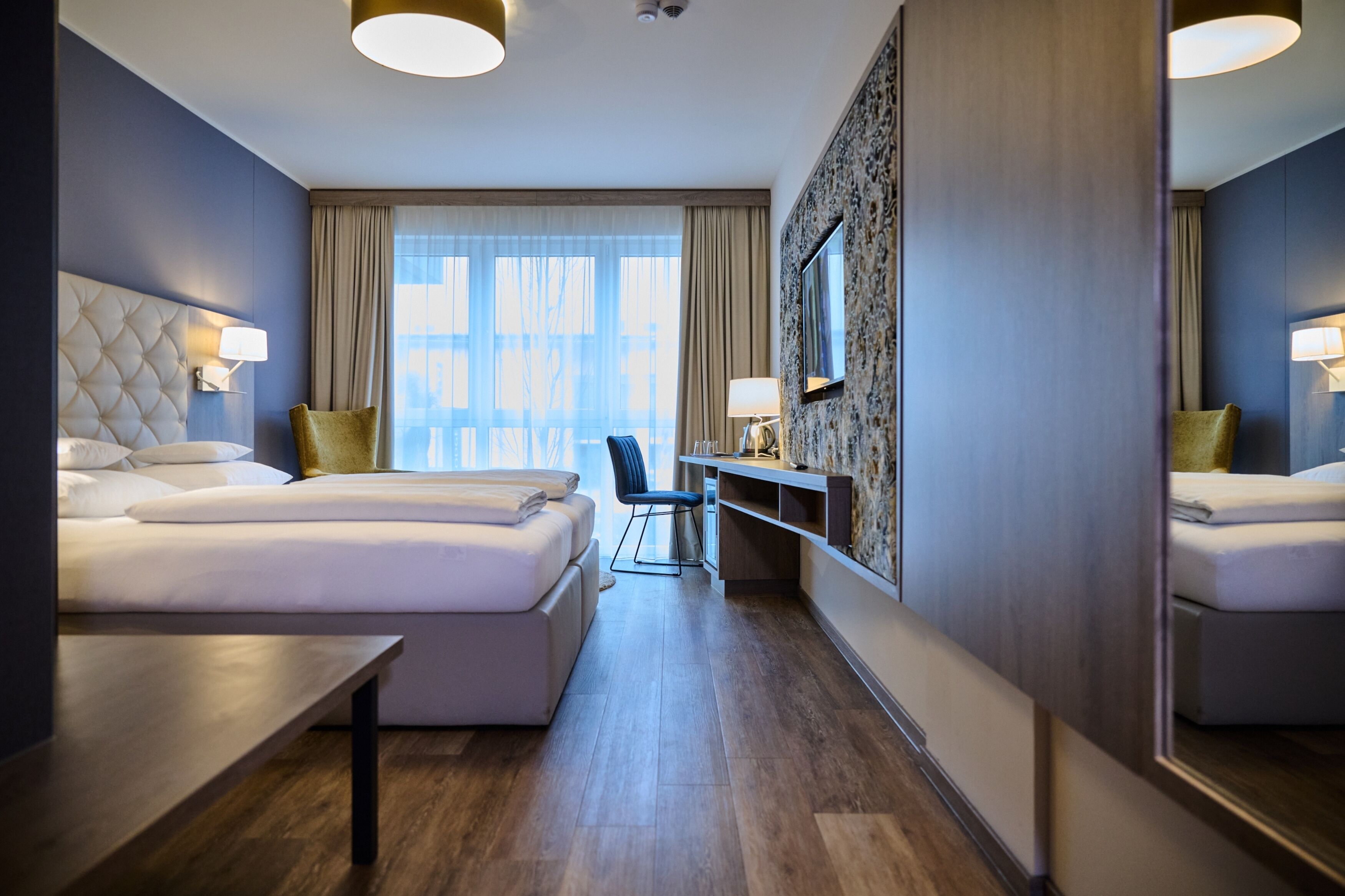 1 bedroom, hypo-allergenic bedding, minibar, in-room safe