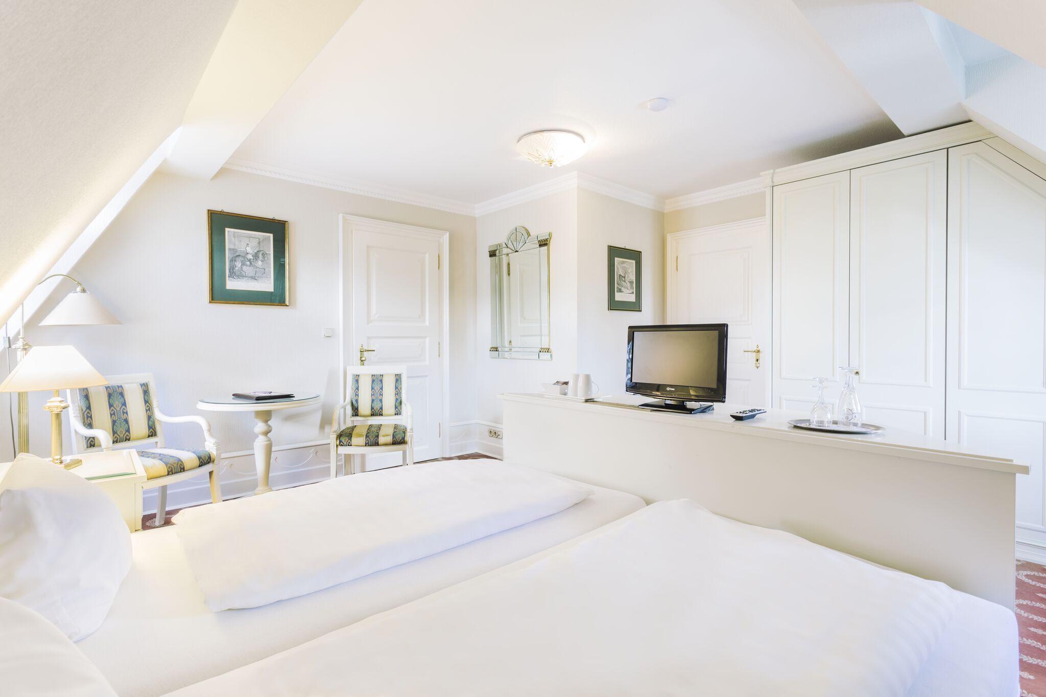 classic double room | premium bedding, individually furnished, desk, cots/infant beds