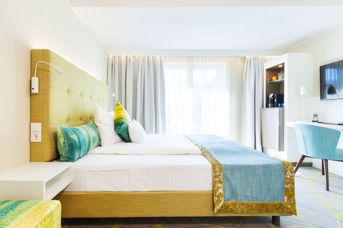 Ropa de cama hipoalergénica y artículos del minibar gratis