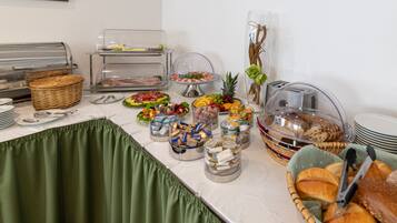 Tägliches inbegriffenes Frühstücksbuffet