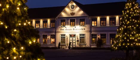 Front of property – evening/night