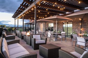 Exterior - Holiday Inn Express Hotel & Suites Belgrade by IHG (Belgrade)