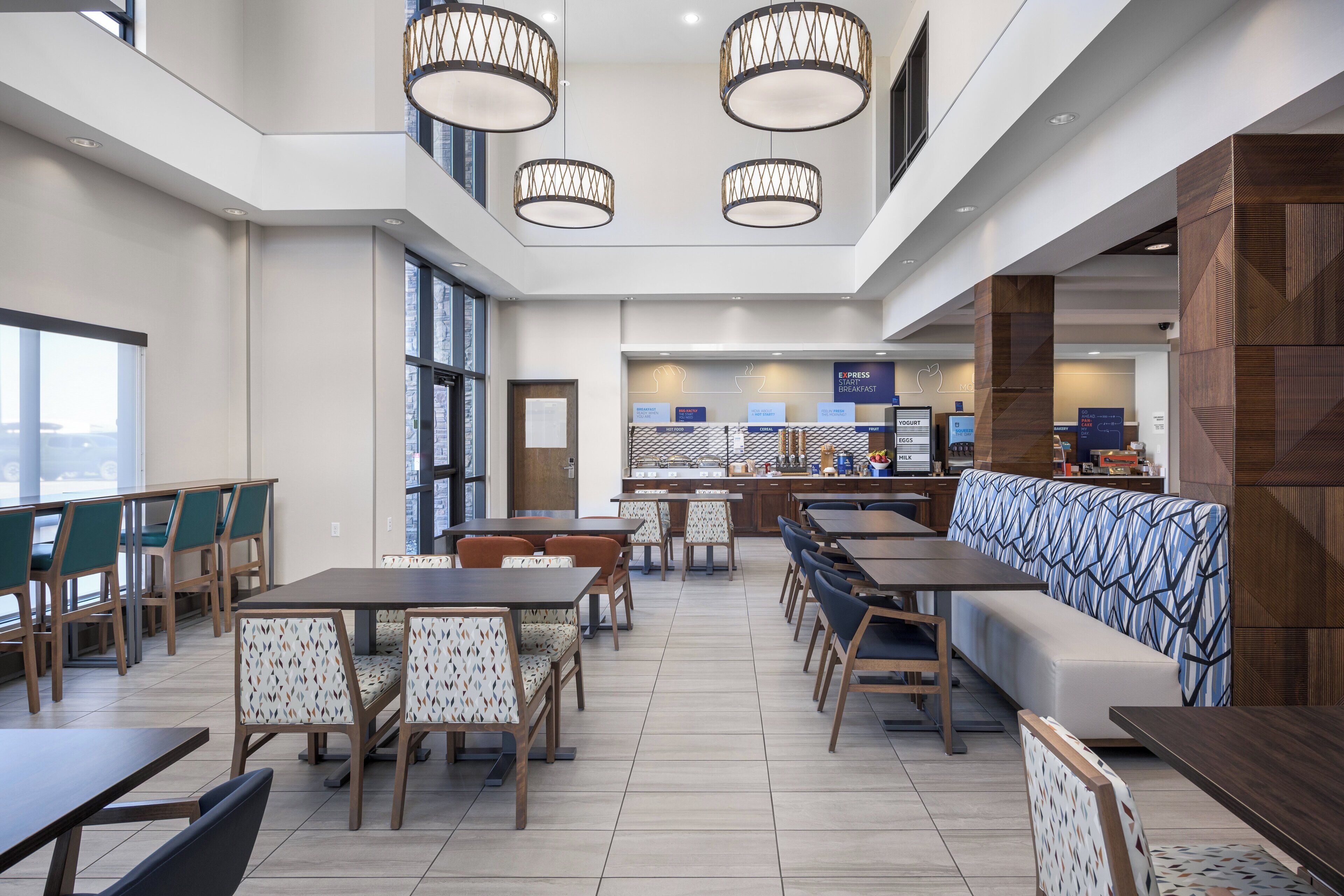 含每日全套早餐