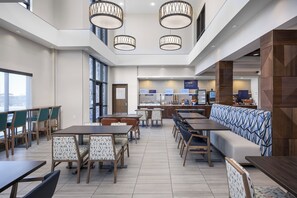 含每日全套早餐