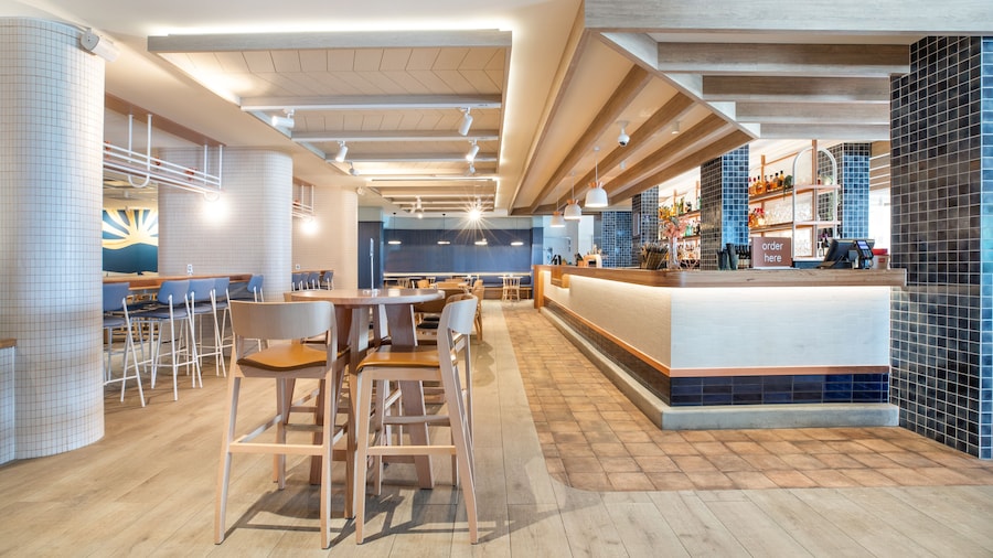 Nightcap at Hotel Victor