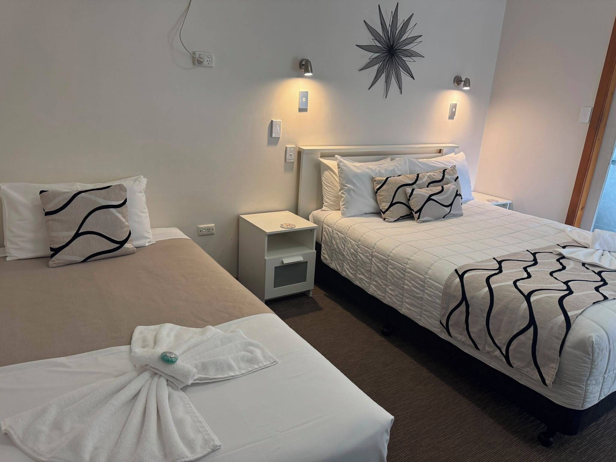 Deluxe Double or Twin Room | Premium bedding, individually decorated, individually furnished, desk