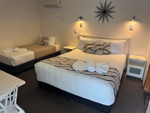 Karuah Motor Inn