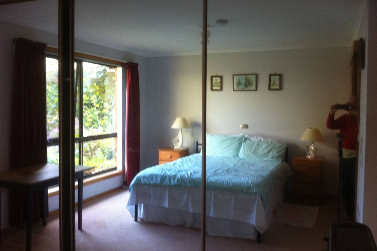 Departamento, 3 habitaciones | Escritorio y wifi gratis