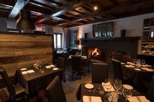 Se sirven cenas y cocina francesa (con vistas al jardín) 