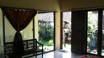 Cottage | Ruang keluarga