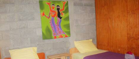 Habitació doble bàsica, 2 llits individuals | Matalassos de la marca Select Comfort i caixa forta a l'habitació