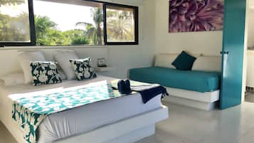 Superior Double Room, Ocean View | Egyptian cotton sheets, hypo-allergenic bedding, down duvets