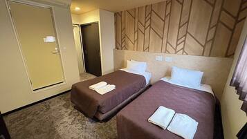 Desk, iron/ironing board, free WiFi