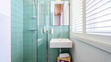 Double Room (View Room) | Bathroom | Shower, hydromassage showerhead, eco-friendly toiletries, hair dryer