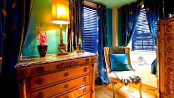 Suite, 1 King Bed | Premium bedding, pillowtop beds, individually decorated