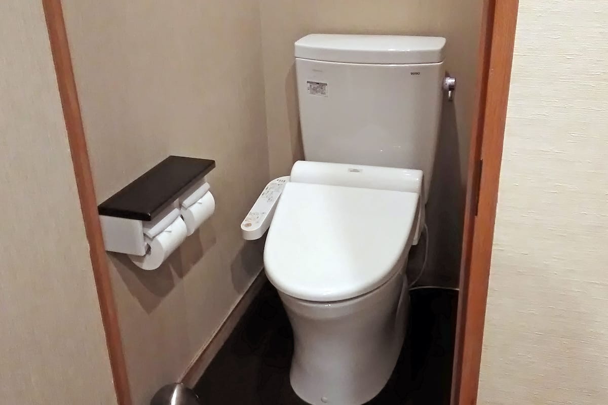 free toiletries, hair dryer, bidet, towels