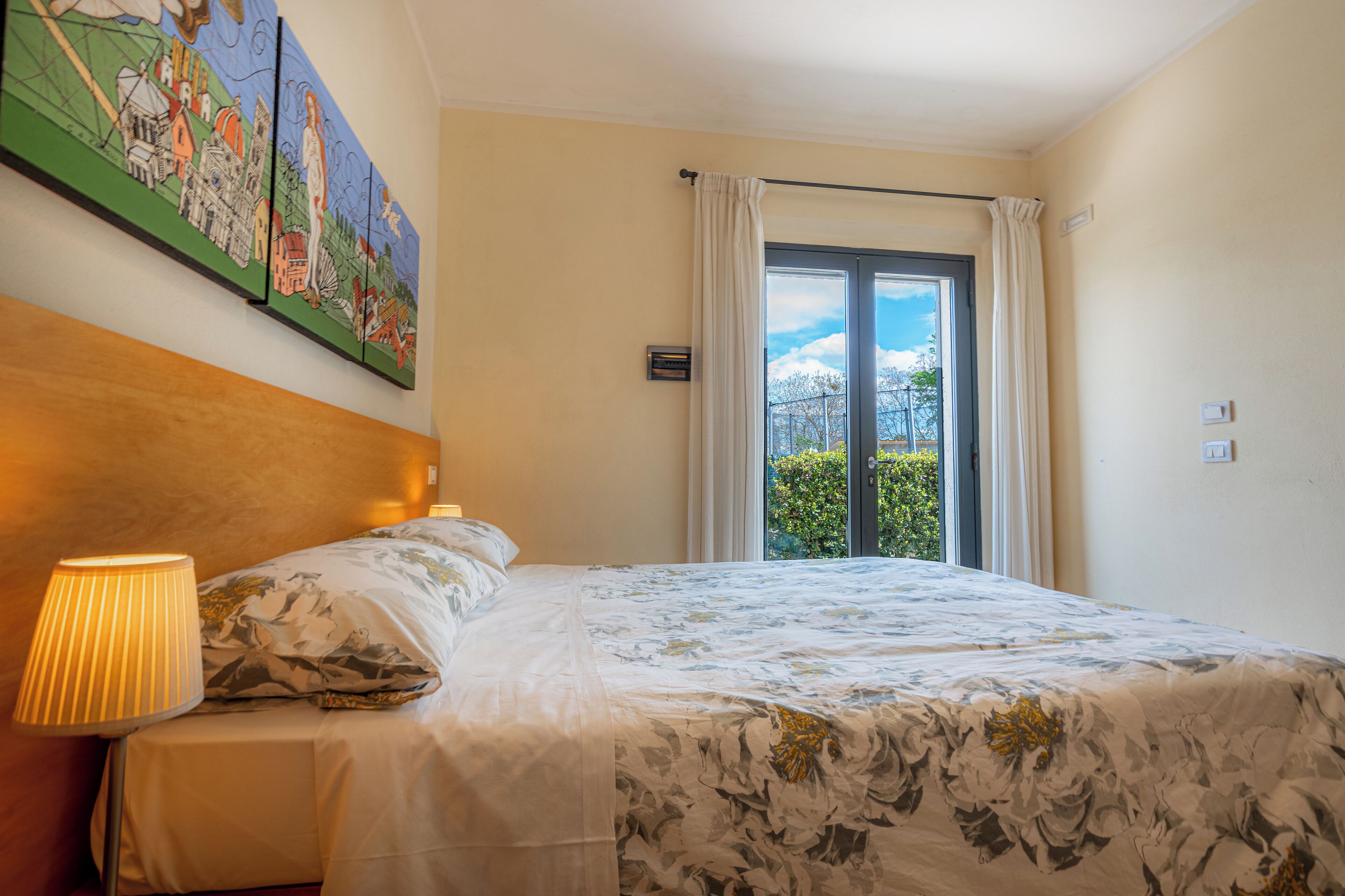 Standard Double or Twin Room | 1 bedroom, minibar, in-room safe, desk