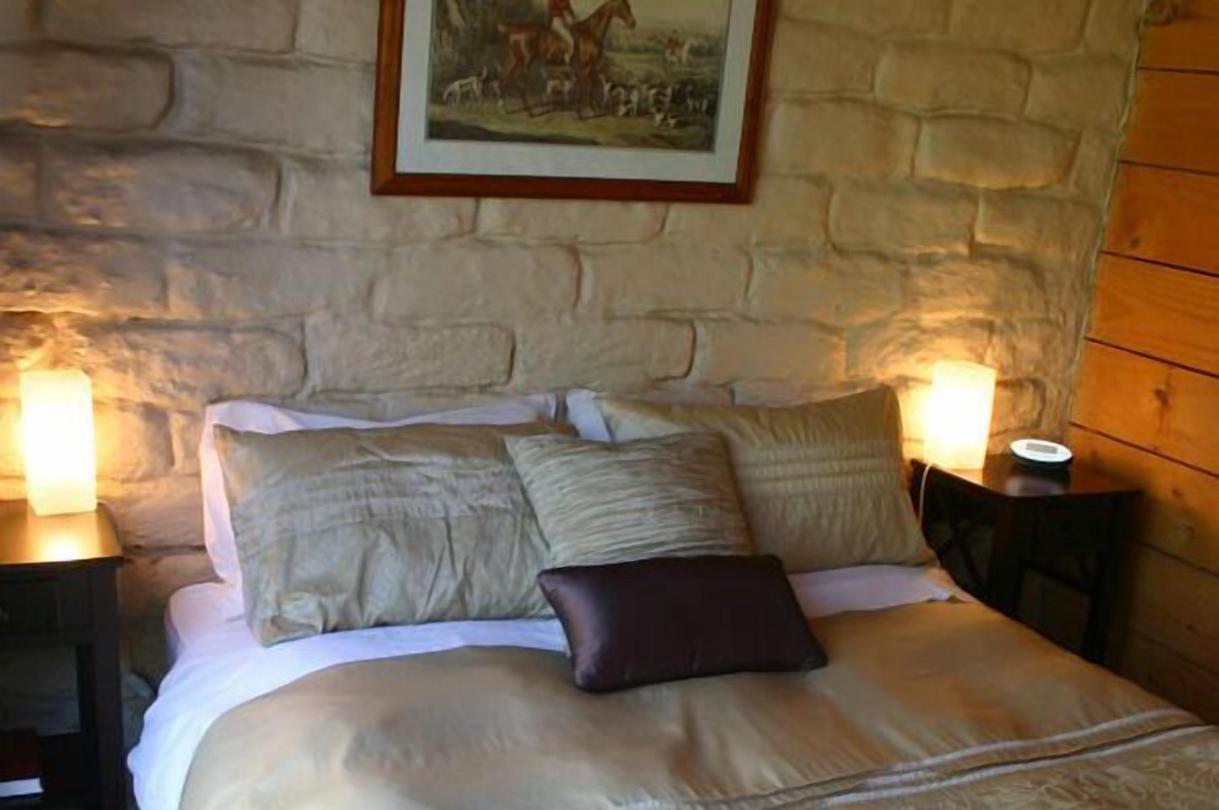 コテージクイーンサイズベッド 3 台