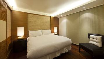 Quarto casal standard (3-4 pax with one sofa bed)