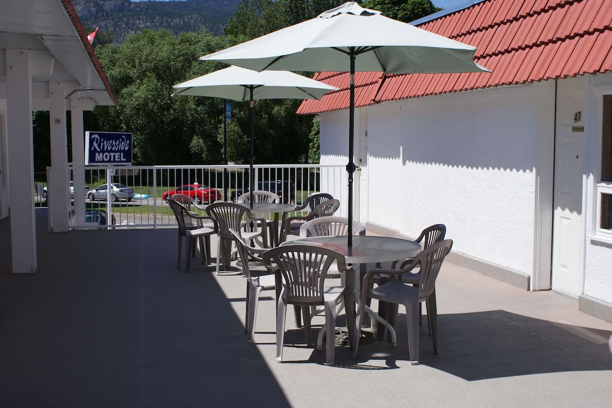 Family Üç Kişilik Oda | Açık havada yemek servisi