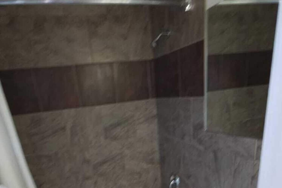 Duş/küvet kombinasyonu, havlu