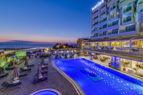 Marina Hotel Kuşadası