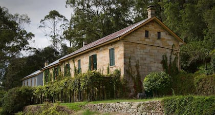 Tizzana Winery Bed & Breakfast