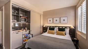 Chambre Double Standard | Coffres-forts dans les chambres, bureau, chambres insonorisées