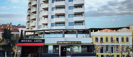 Facciata della struttura