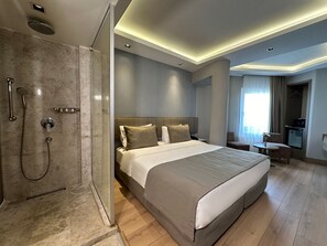 Standard-Doppel- oder -Zweibettzimmer