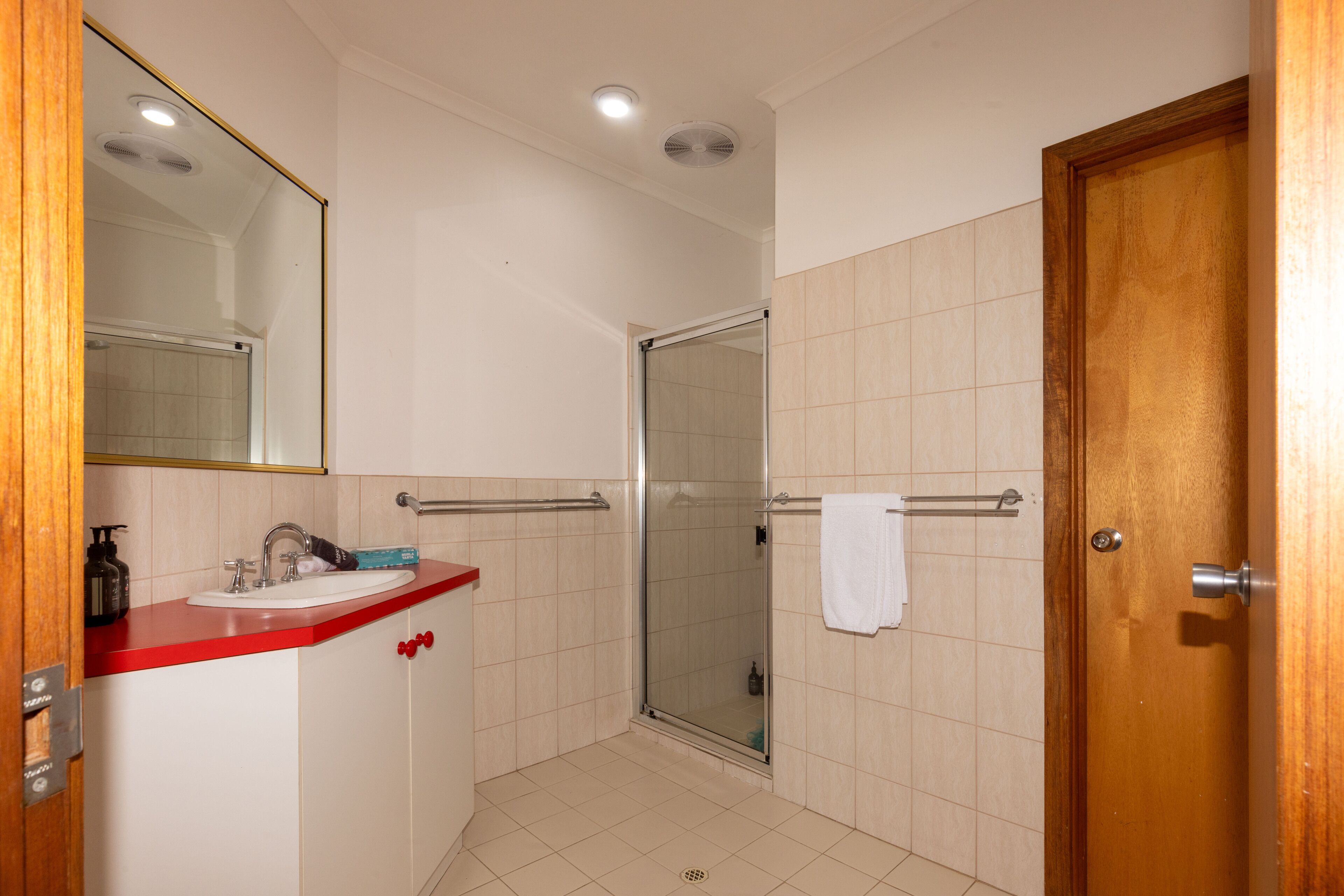 standard apartment | bathroom | shower, free toiletries, hair dryer, towels