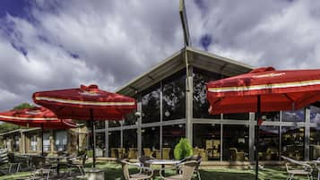 Fachada de la propiedad