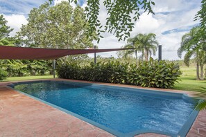 Piscine extérieure