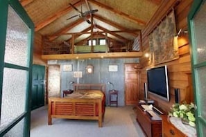 1 bedroom, premium bedding, desk, iron/ironing board