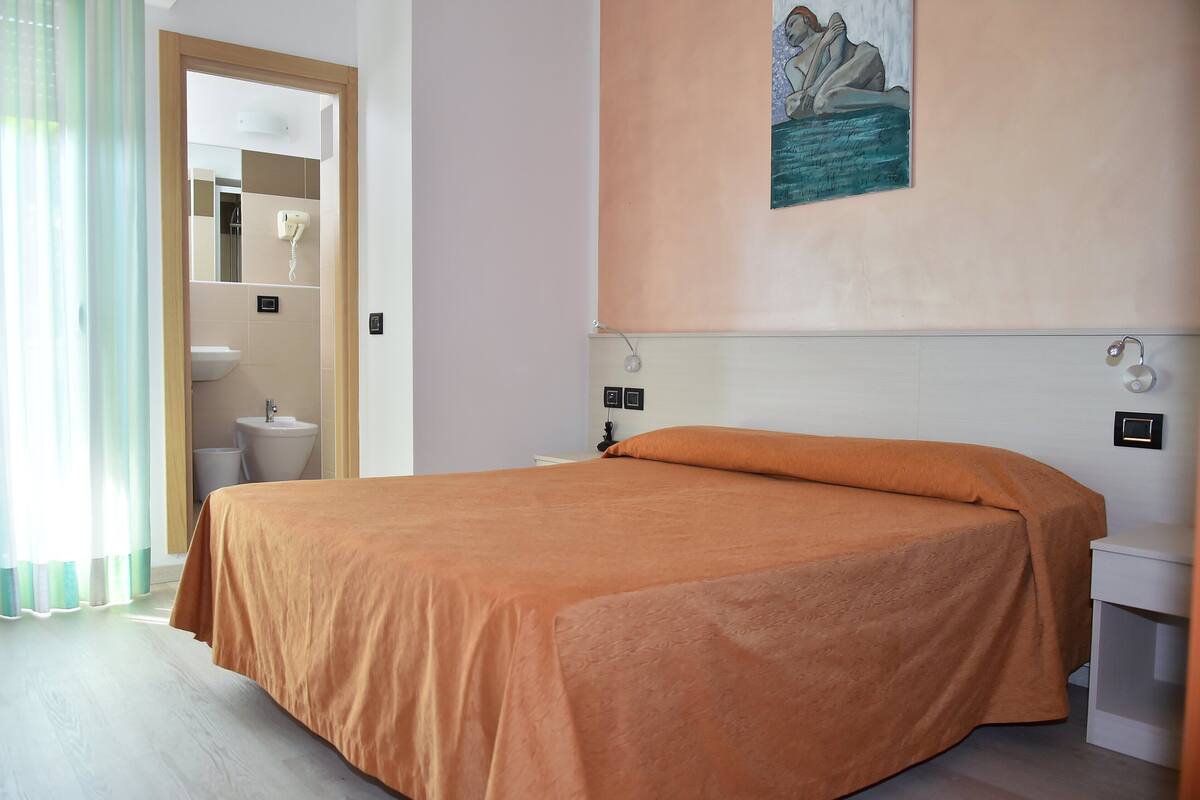 1 bedroom, minibar, in-room safe, desk