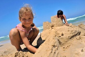 Playa privada en los alrededores, sillas reclinables de playa