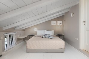 Studio | Pillowtop-bedden, een kluis op de kamer, individueel gedecoreerd