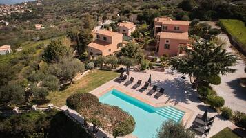 Outdoor pool, open 9:00 AM to 8:00 PM, pool umbrellas, sun loungers